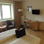 Naturhotel Ortners Eschenhof Szálloda 4*