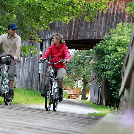 Naturhotel Ortners Eschenhof 4* באד קליניקירשהיים